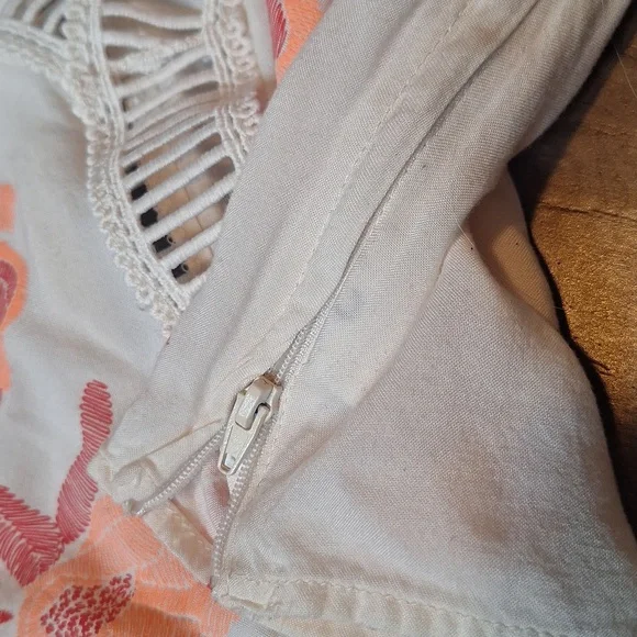 H&M Divided Crop Top - Picture 7 of 8